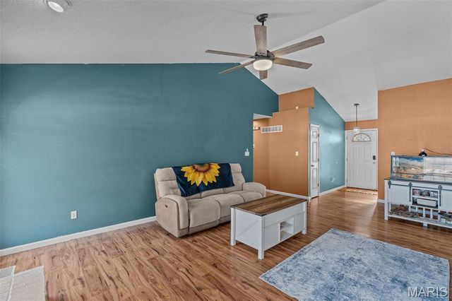 1 Pueblo Circle, Festus, MO 63028