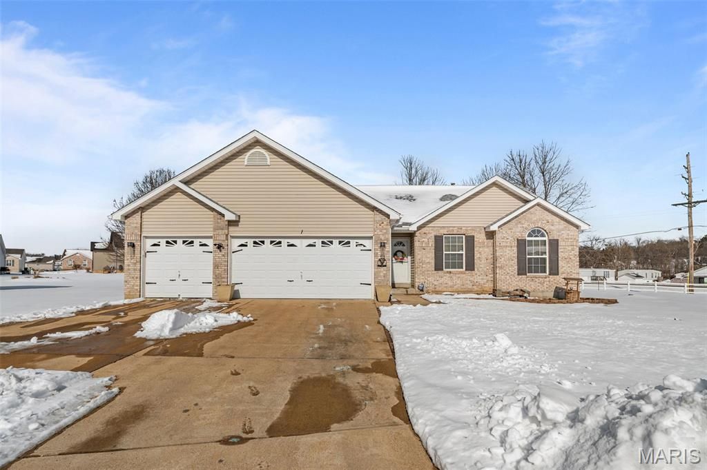 1 Pueblo Circle, Festus, MO 63028