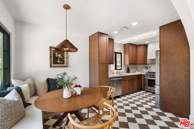 3025 Carter Avenue, Marina Del Rey, CA 90292