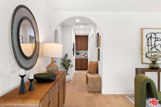 3025 Carter Avenue, Marina Del Rey, CA 90292