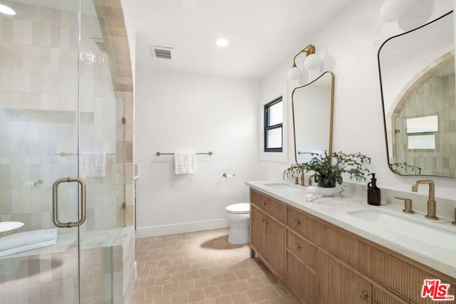 3025 Carter Avenue, Marina Del Rey, CA 90292