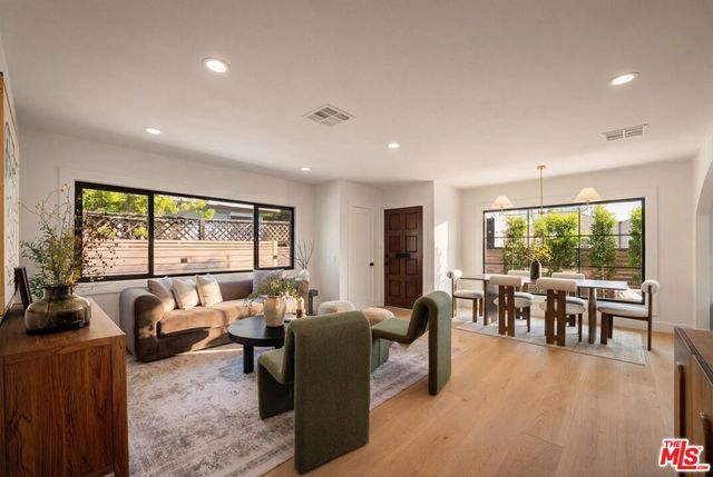 3025 Carter Avenue, Marina Del Rey, CA 90292