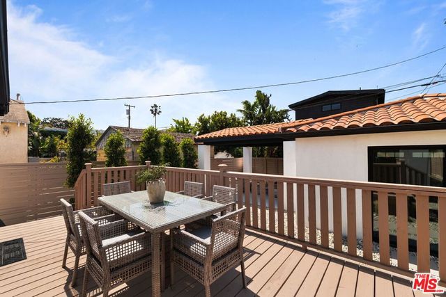 3025 Carter Avenue, Marina Del Rey, CA 90292