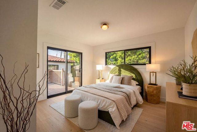 3025 Carter Avenue, Marina Del Rey, CA 90292