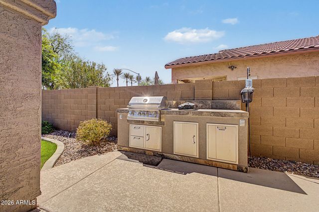 3964 S HOLLYHOCK Place, Chandler, AZ 85248