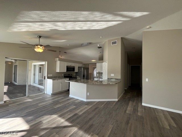 2149 SE 10th AVE, Cape Coral, FL 33990