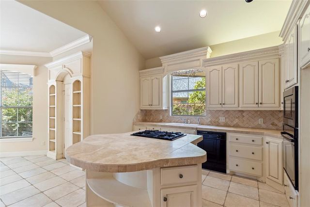 2909 NW 160th Street, Edmond, OK 73013