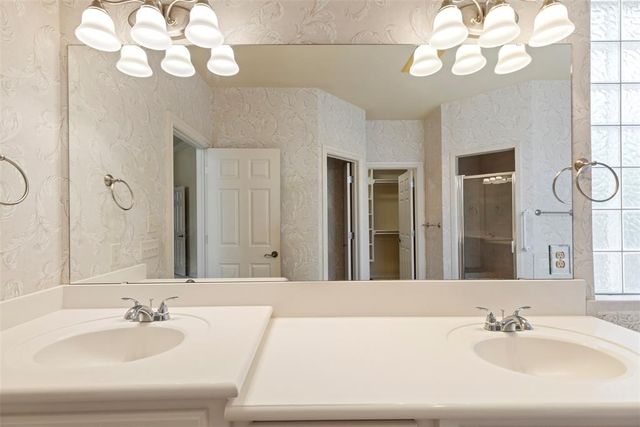 2909 NW 160th Street, Edmond, OK 73013