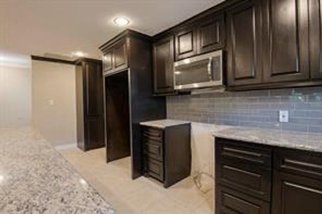 6514 Reamer Street, Houston, TX 77074
