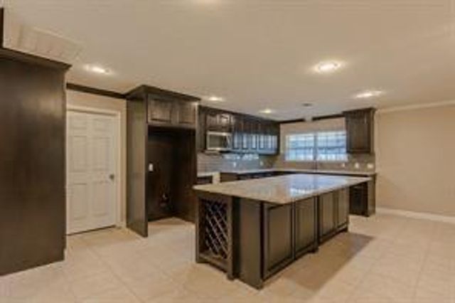 6514 Reamer Street, Houston, TX 77074