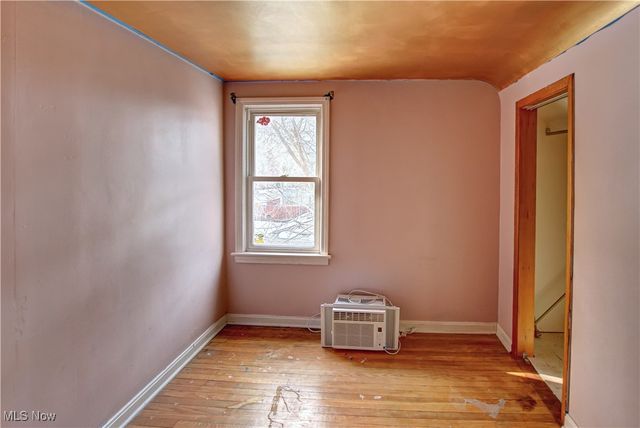 16909 Truax Avenue, Cleveland, OH 44111