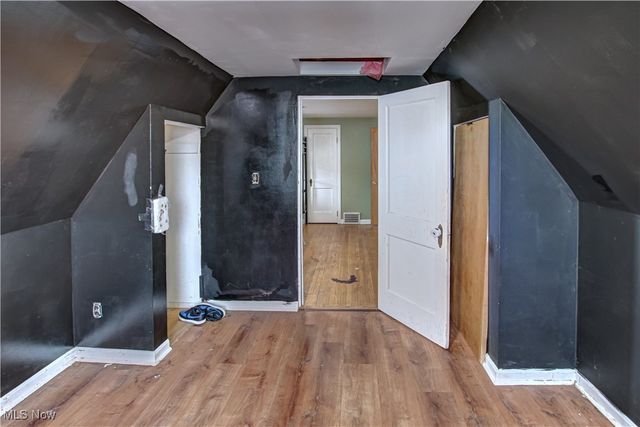 16909 Truax Avenue, Cleveland, OH 44111