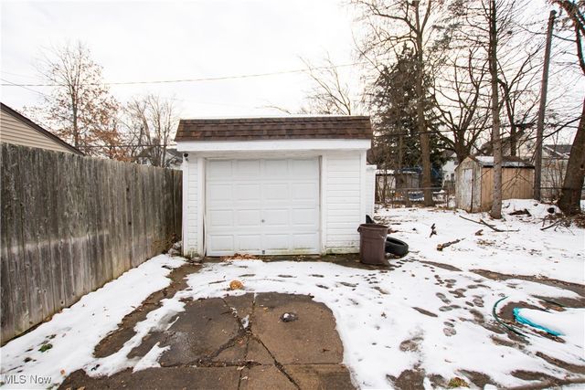 16909 Truax Avenue, Cleveland, OH 44111