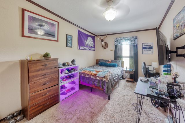 2759 N Saint James Road, Pilot Point, TX 76258