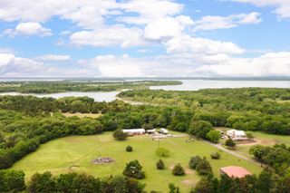 2759 N Saint James Road, Pilot Point, TX 76258