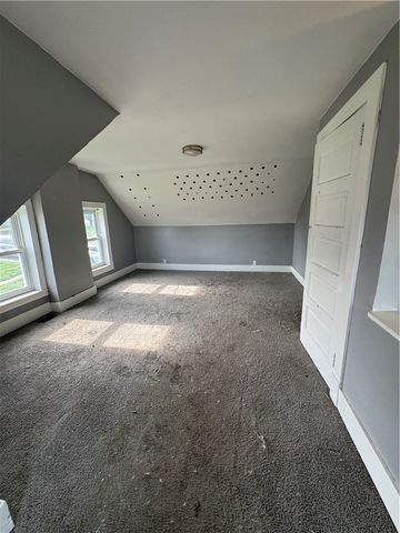 804 Eastman St, West Mifflin, PA 15122