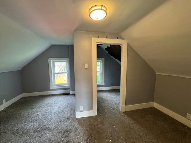 804 Eastman St, West Mifflin, PA 15122