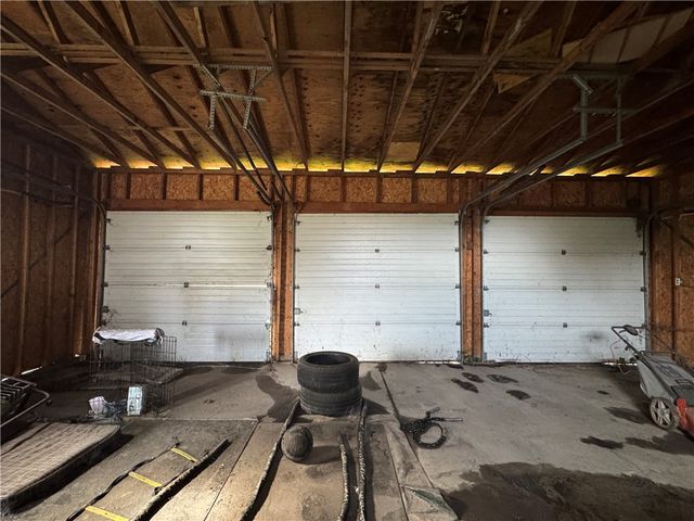 804 Eastman St, West Mifflin, PA 15122