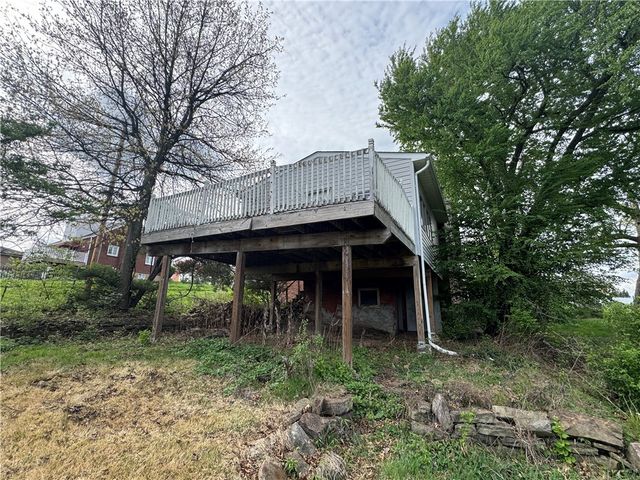 804 Eastman St, West Mifflin, PA 15122