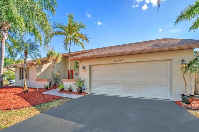 9300 NW 32nd Mnr, Sunrise, FL 33351