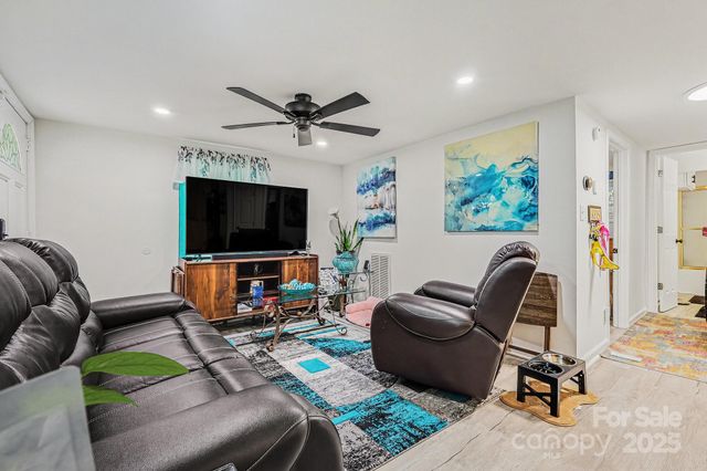 925 S Austin Road, Marshville, NC 28103