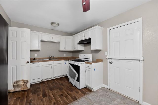 11217 PALMER Avenue, Kansas City, MO 64134