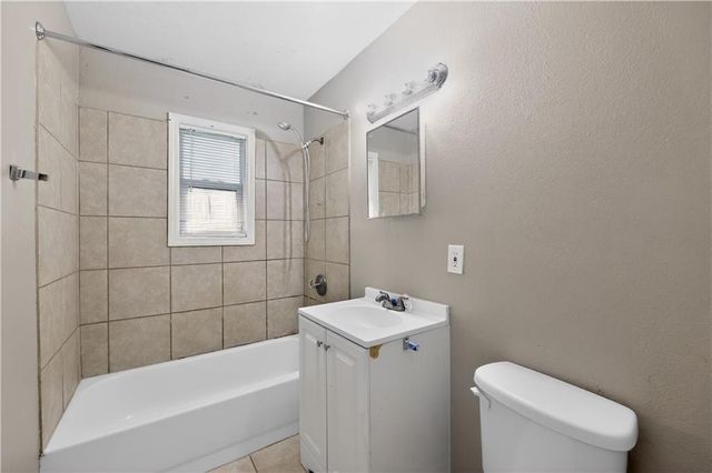 11217 PALMER Avenue, Kansas City, MO 64134