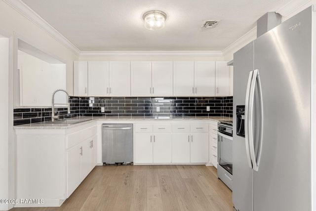 308 Newcastle Drive, Lafayette, LA 70503