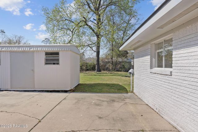 308 Newcastle Drive, Lafayette, LA 70503