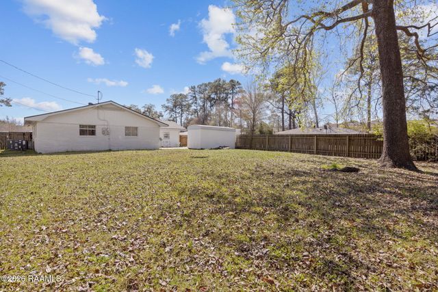 308 Newcastle Drive, Lafayette, LA 70503