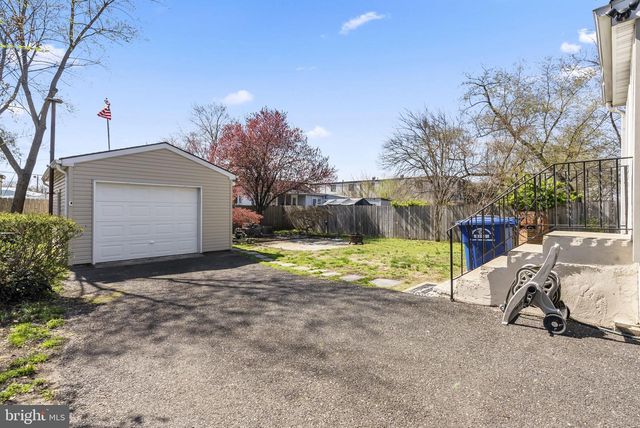 61 ALDEN AVE, Delran, NJ 08075