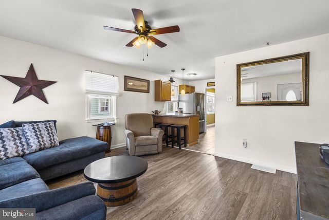 61 ALDEN AVE, Delran, NJ 08075