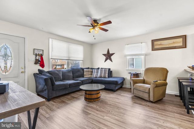 61 ALDEN AVE, Delran, NJ 08075