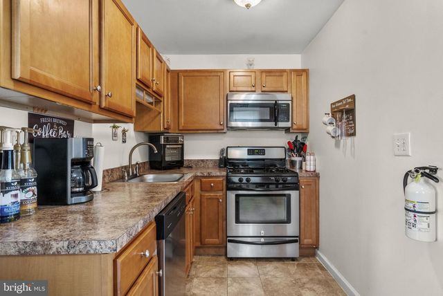 61 ALDEN AVE, Delran, NJ 08075