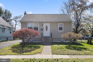 61 ALDEN AVE, Delran, NJ 08075