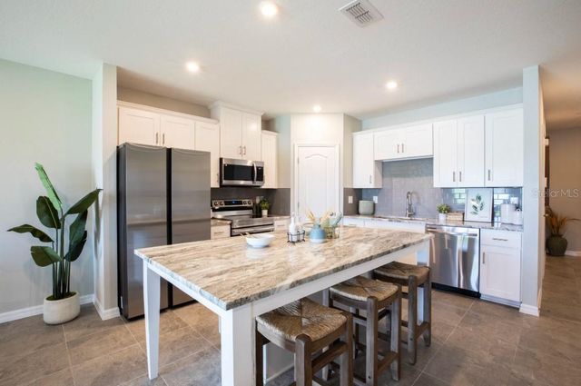 10646 IRONWOOD TREE WAY, San Antonio, FL 33576