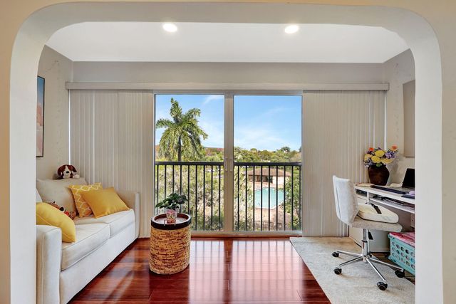 1401 SW 128th Ter 406H, Pembroke Pines, FL 33027