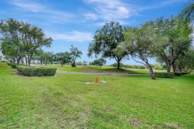 1401 SW 128th Ter 406H, Pembroke Pines, FL 33027