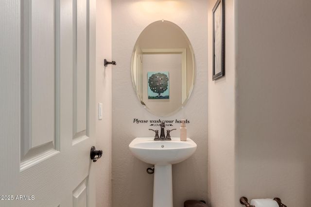 117 E BLUE LAGOON Drive, Casa Grande, AZ 85122