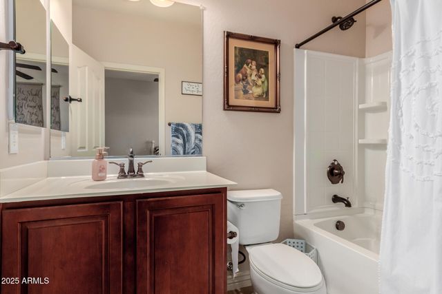 117 E BLUE LAGOON Drive, Casa Grande, AZ 85122