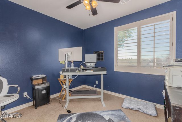 117 E BLUE LAGOON Drive, Casa Grande, AZ 85122