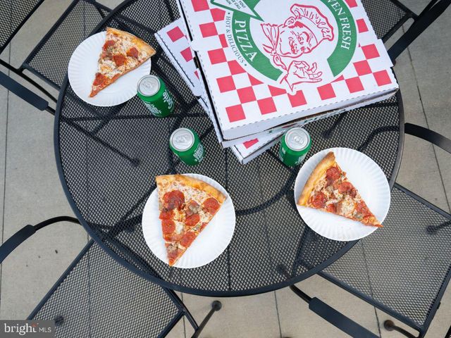 3119 OVERLOOK DR, Mechanicsburg, PA 17055