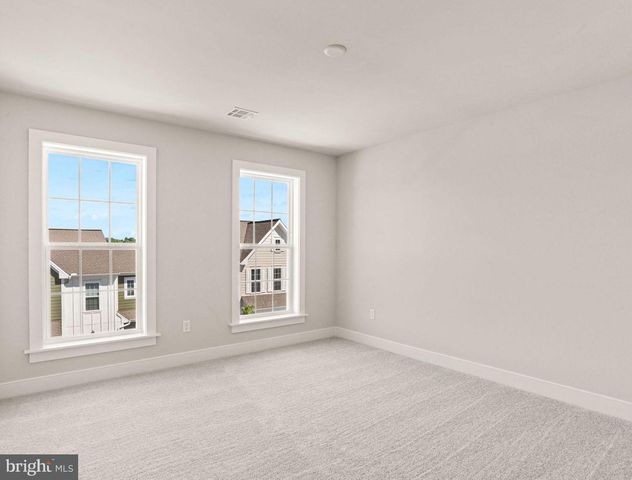 3119 OVERLOOK DR, Mechanicsburg, PA 17055