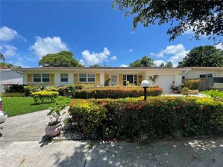 432 NE 146th Ter, Miami, FL 33161