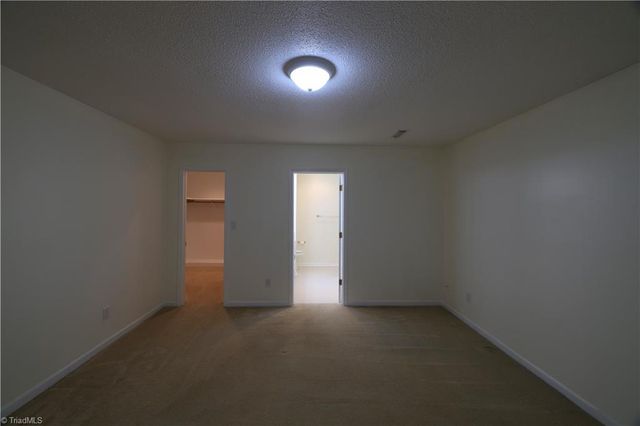 103 Briar Ridge Circle, Winston-salem, NC 27104