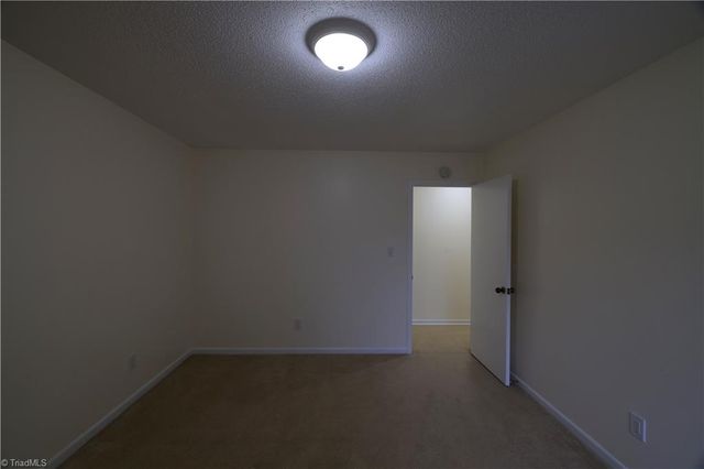 103 Briar Ridge Circle, Winston-salem, NC 27104