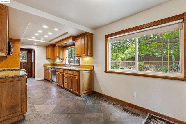 3405 Garrow Dr, Antioch, CA 94509