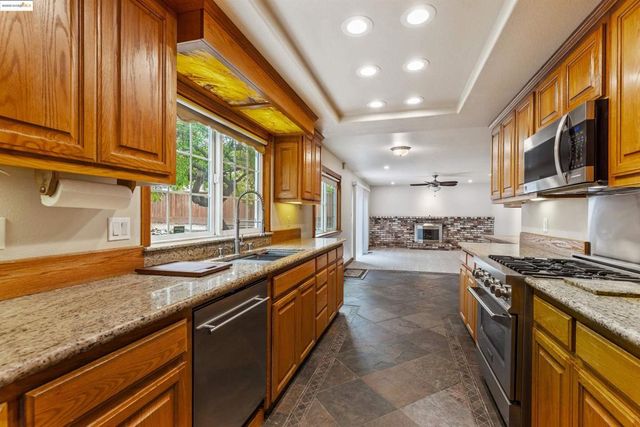 3405 Garrow Dr, Antioch, CA 94509