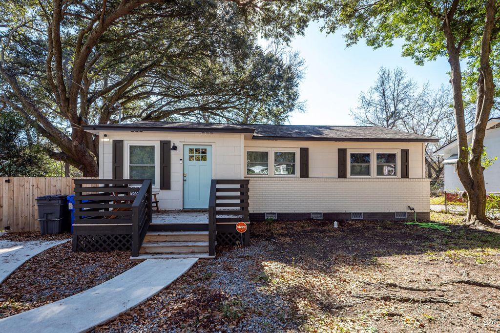 1511 Larry Street, North Charleston, SC 29406