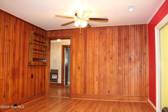 513 W Main Street, Beulaville, NC 28518